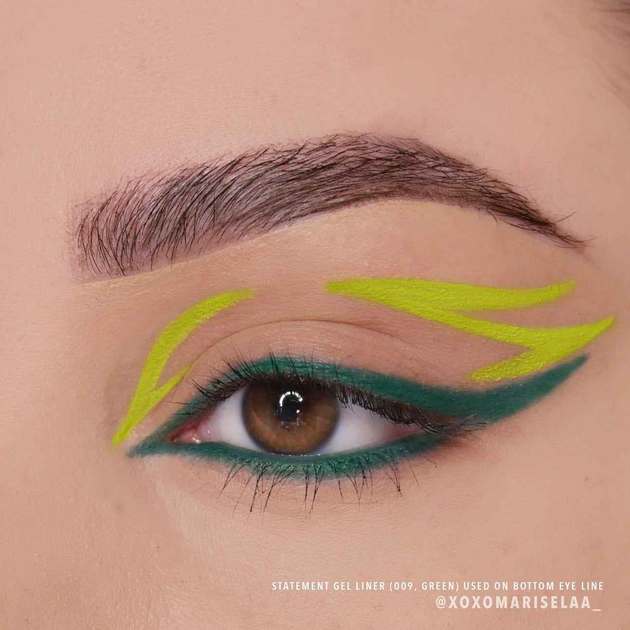 Liner accrocheur hydrofuge Lime sur oeil | Millie Cosmétiques