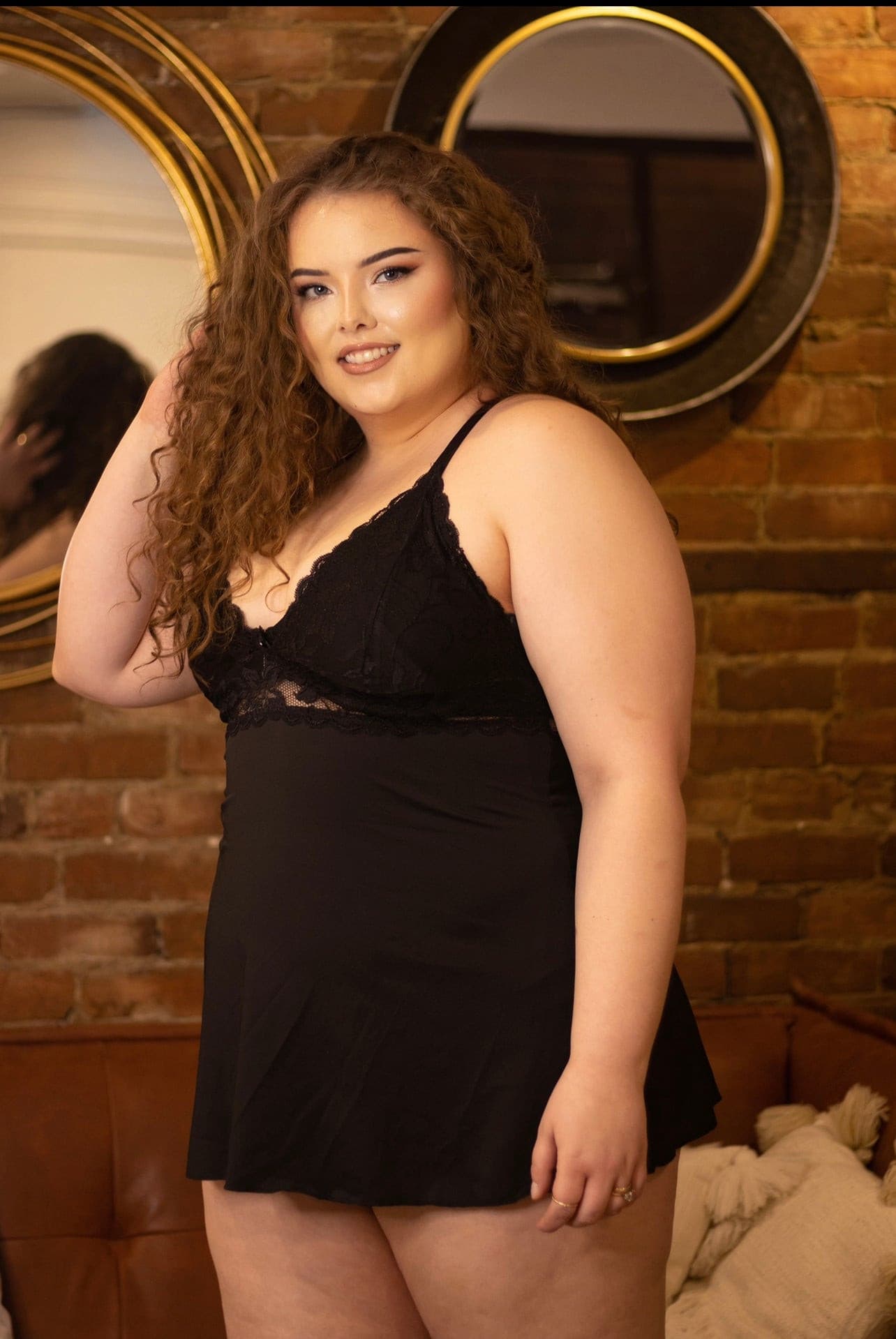 Nuisette Sophia en dentelle croisée Taille plus