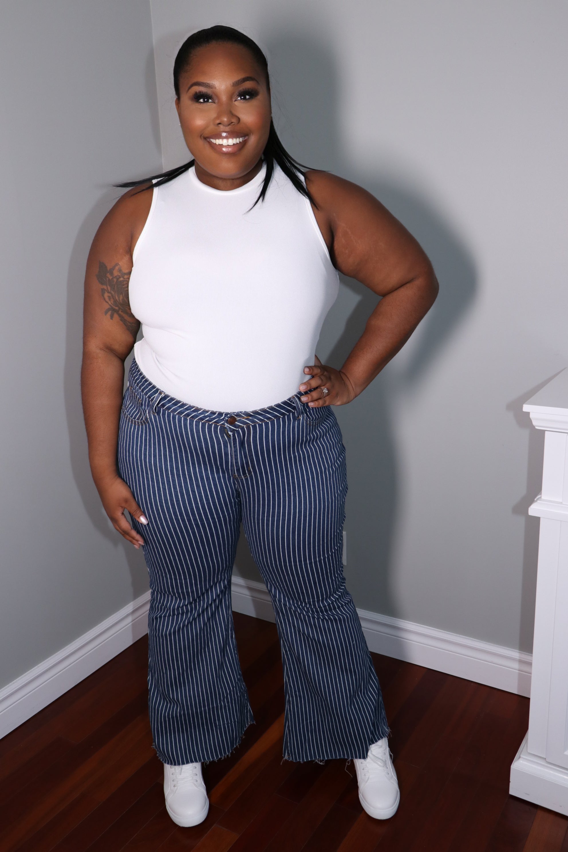 Pantalon taille haute rayé évasée Taille plus | Millie Cosmétiques